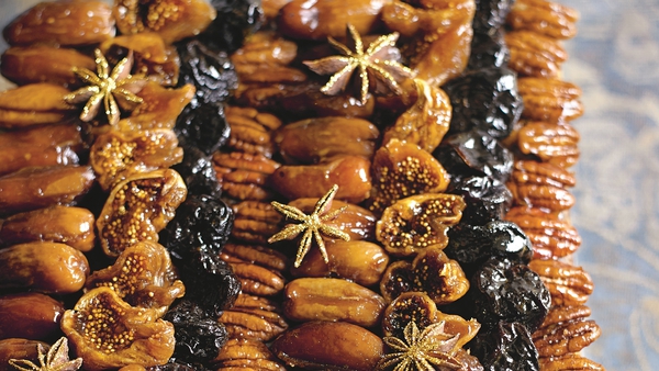 Fiona Cairns's fig, port and star anise cake