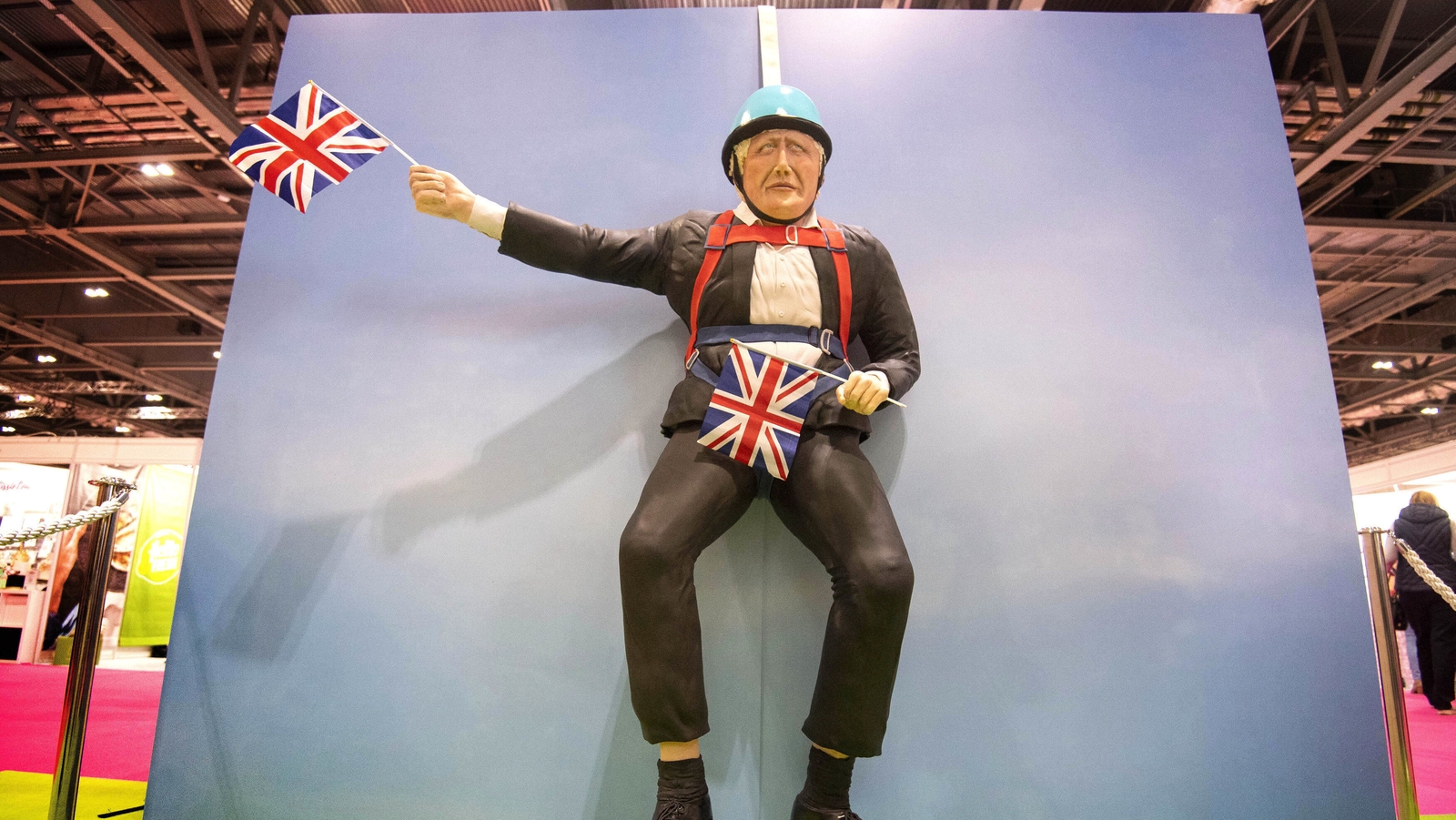 Lifesized cake of Boris Johnson unveiled at bake show