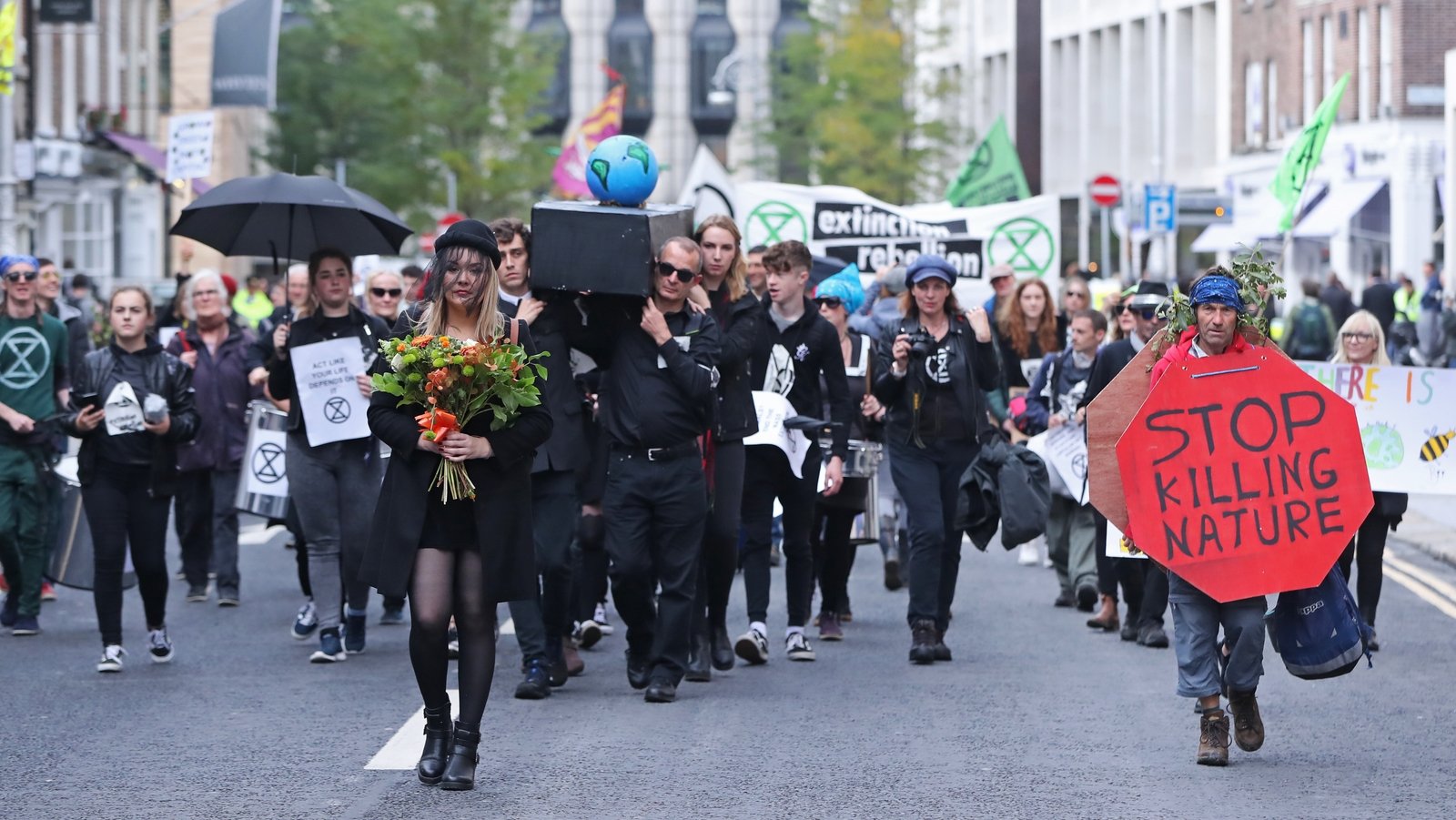 Extinction Rebellion activists mount Dublin road blocks