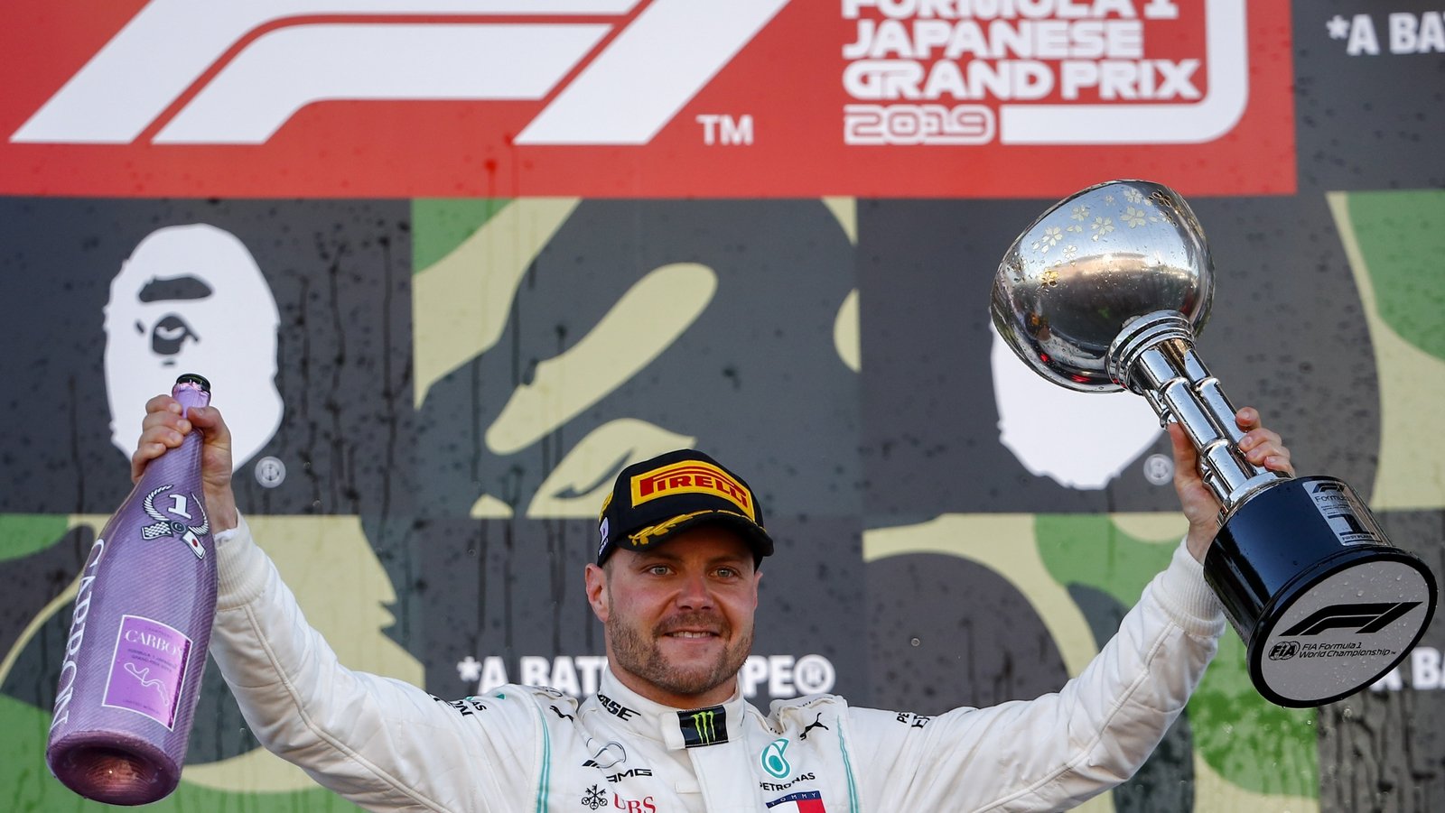 Bottas wins Japanese GP, Mercedes clinch record constructors