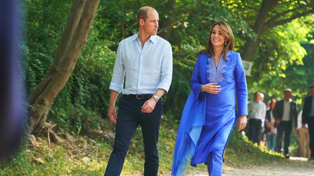 Kate wears a jewel-tone kurta (Owen Humphreys/PA)