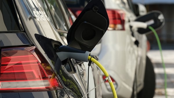 Grants and rebates of up to €10,000 are currently available to offset against the purchase price of an electric car