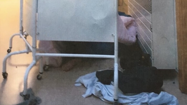 Images appear to show a patient sleeping on the floor of the unit