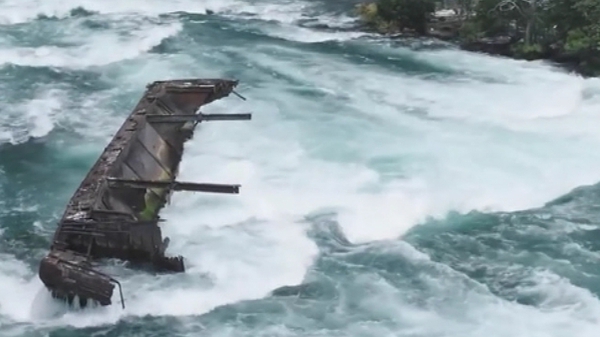 The Iron Scow has been stuck on the rocks at Niagara Falls since August 1918 (Pic Niagara Parks)