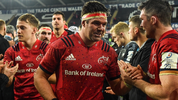 Billy Holland (L) and Peter O'Mahony savour Munster's win