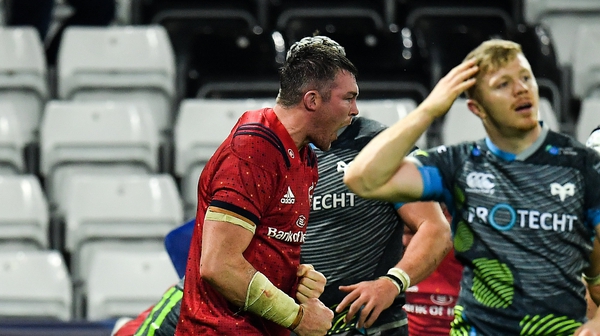 Peter O'Mahony reacts as Munster secure the bonus point