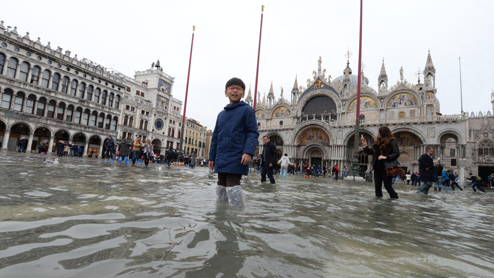 Devastated Venice braced for third major flood