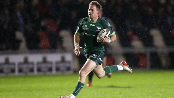 Kieran Marmion will remain at Connacht until at least the end of the 2022-23 season after agreeing a three-year contract extension
