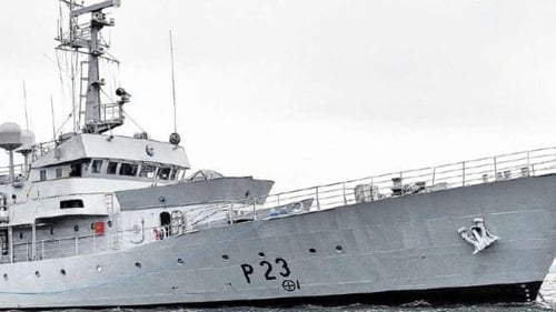 LÉ Ailsing was decommissioned as a warship and put up for sale in 2017