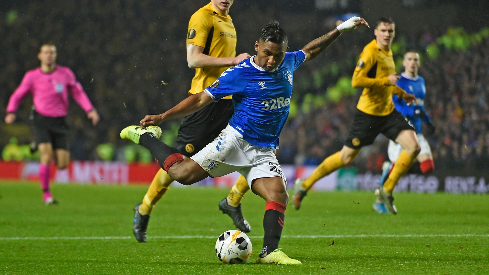 Rangers hold on to book last-32 spot in Europa League