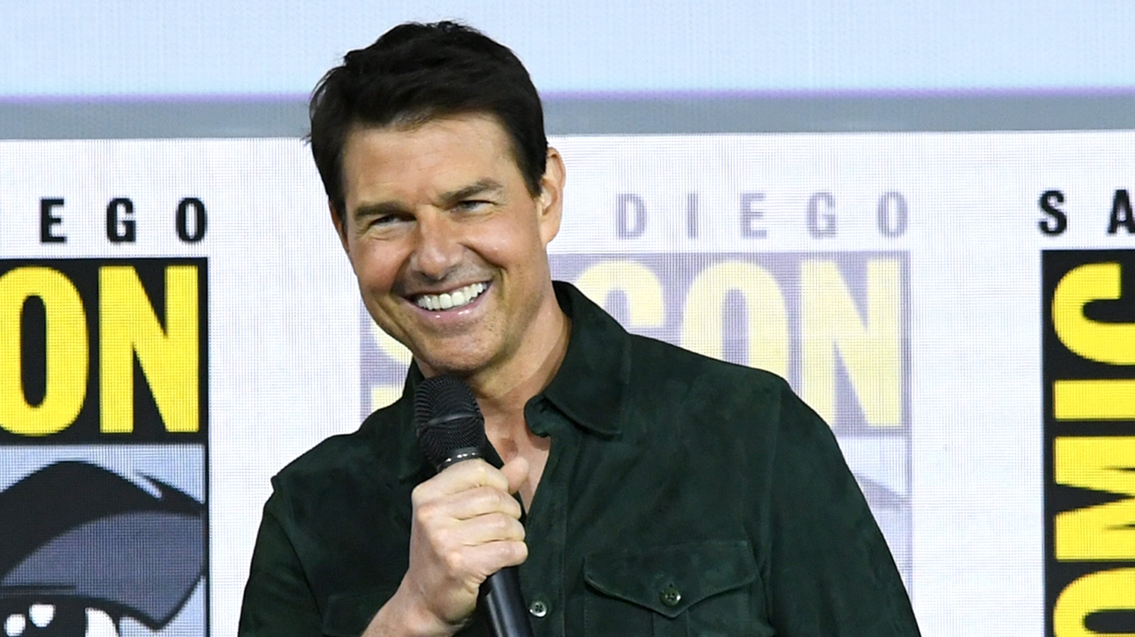 Tom Cruise Reveals Poster For Top Gun Maverick