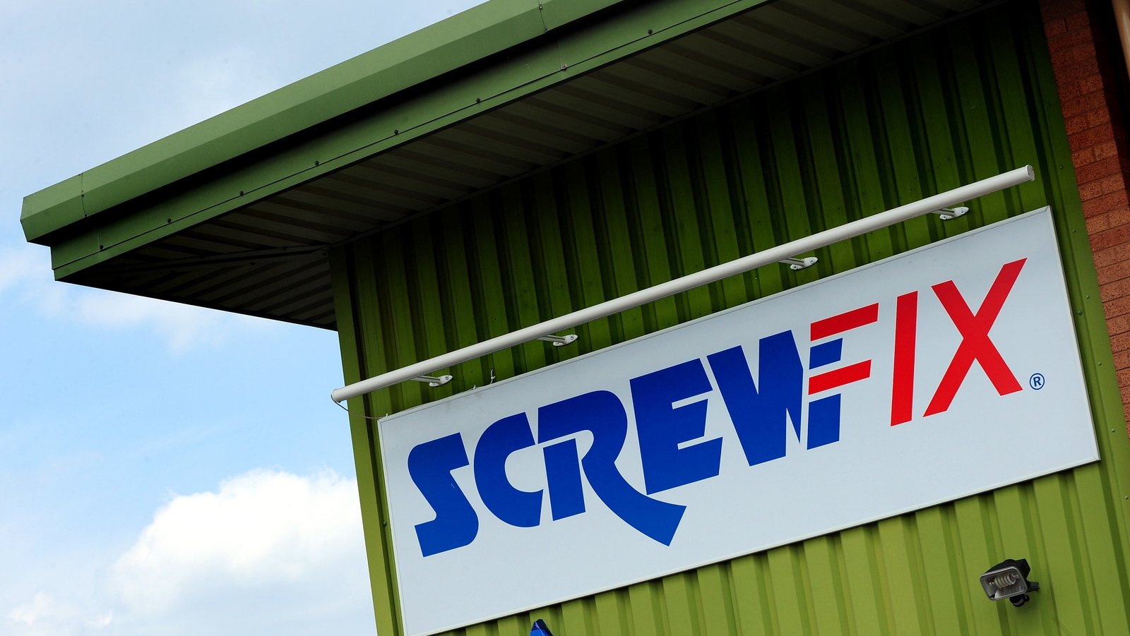 Screwfix to create 400 jobs with opening of 40 stores