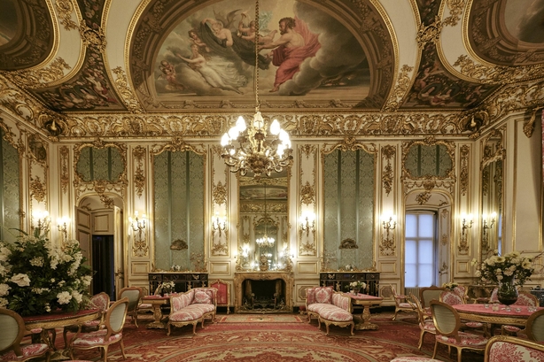Belvoir Castle sitting room