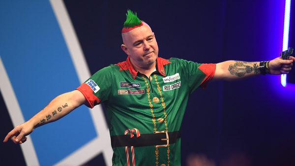 Peter Wright survived the late-night finish at Ally Pally