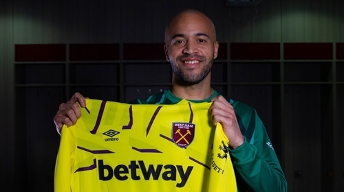 Darren Randolph