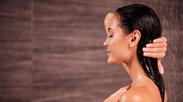 We asked three experts for the low-down on shampooing frequency.