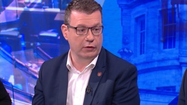 Labour's Alan Kelly cited the different levels of funding for University Hospital Limerick and Beaumont Hospital in Dublin - despite both covering a similar catchment area