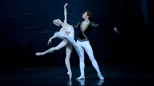 Natalia Kleymyonova and Daniil Orlov in Swan Lake