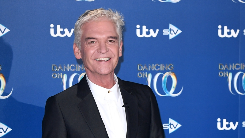 Tv Presenter Phillip Schofield Comes Out As Gay 