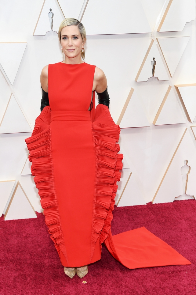 Kristen Wiig in Valentino Haute Couture (2020)