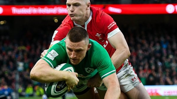 Andrew Conway scored Ireland's bonus-point try against Wales