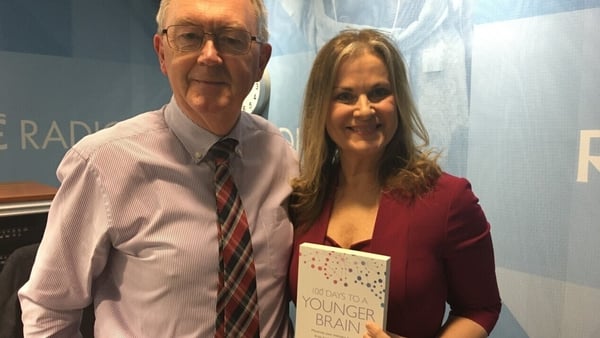 Dr. Sabina Brennan spoke to Seán about practical ways to promote long-term brain health, the relationship between chronic stress and dementia, aging and sleep patterns.
