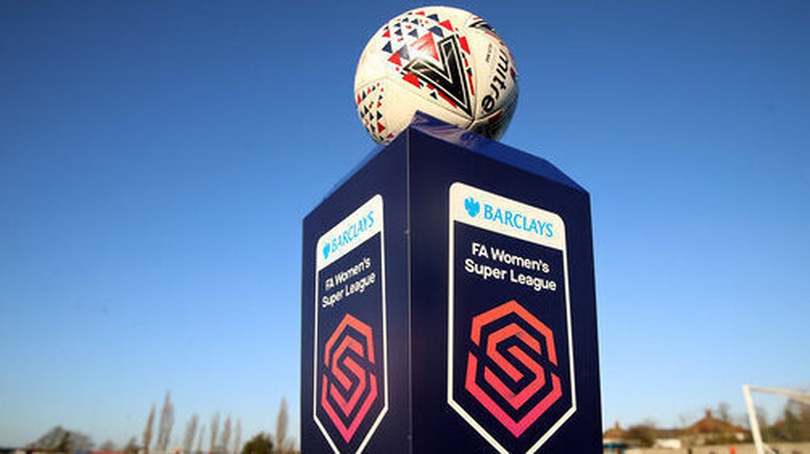 Premier League delay decision on possible WSL takeover