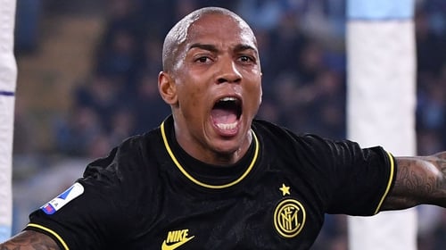 Ashley Young scored as Inter lost to Lazio