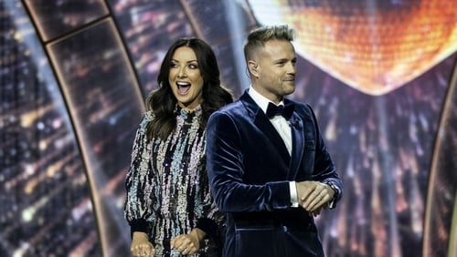 Every week, we find out what Dancing with the Stars hosts Jennifer Zamparelli and Nicky Byrne are wearing on the dancefloor.