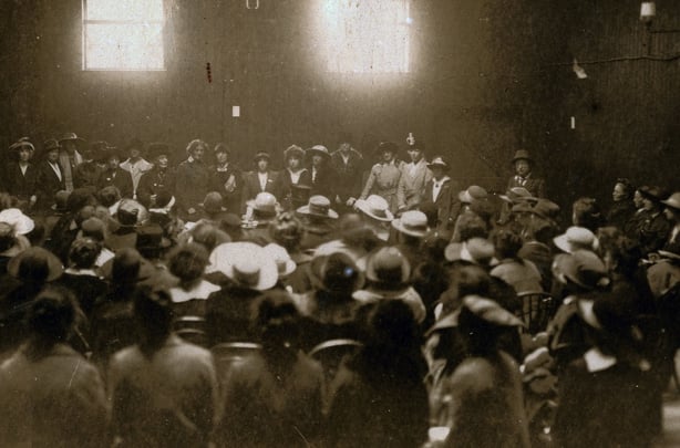Cumann na mBan convention in 1920