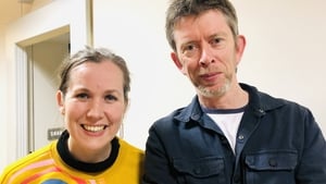 Harpist and composer Una Monaghan joins John and picks the tunes