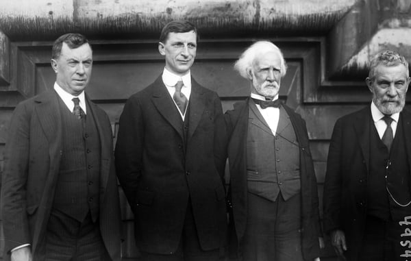 De Valera and FOIF members Daniel Cohalan, John Goff and James Devoy