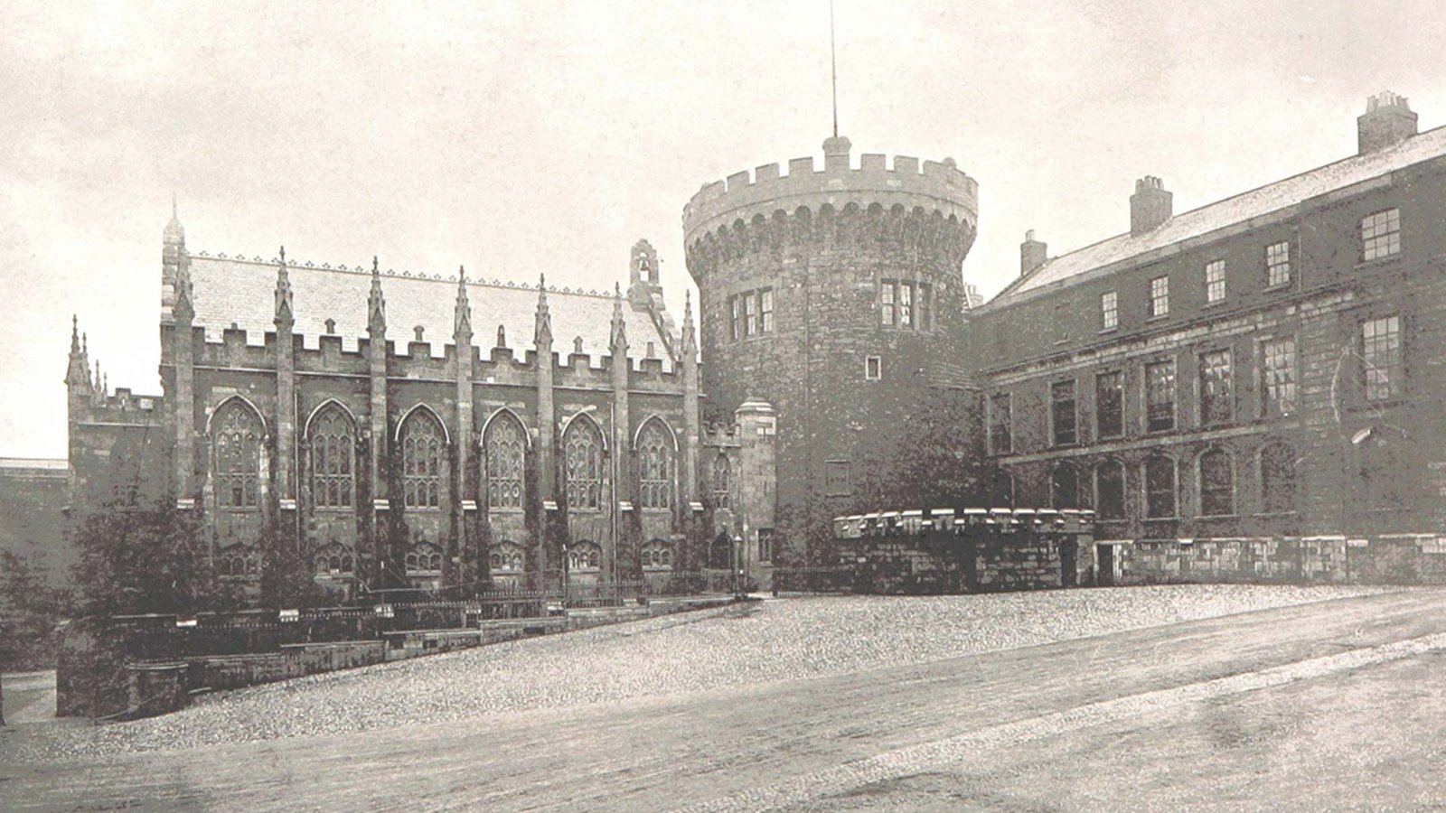 Image - Dublin Castle, the seat of British administrative powers - including censorship
