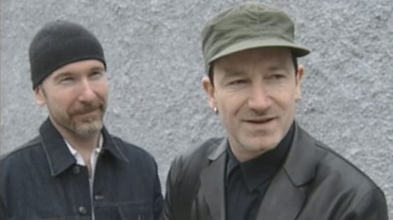 The Edge and Bono, Dublin (2000)