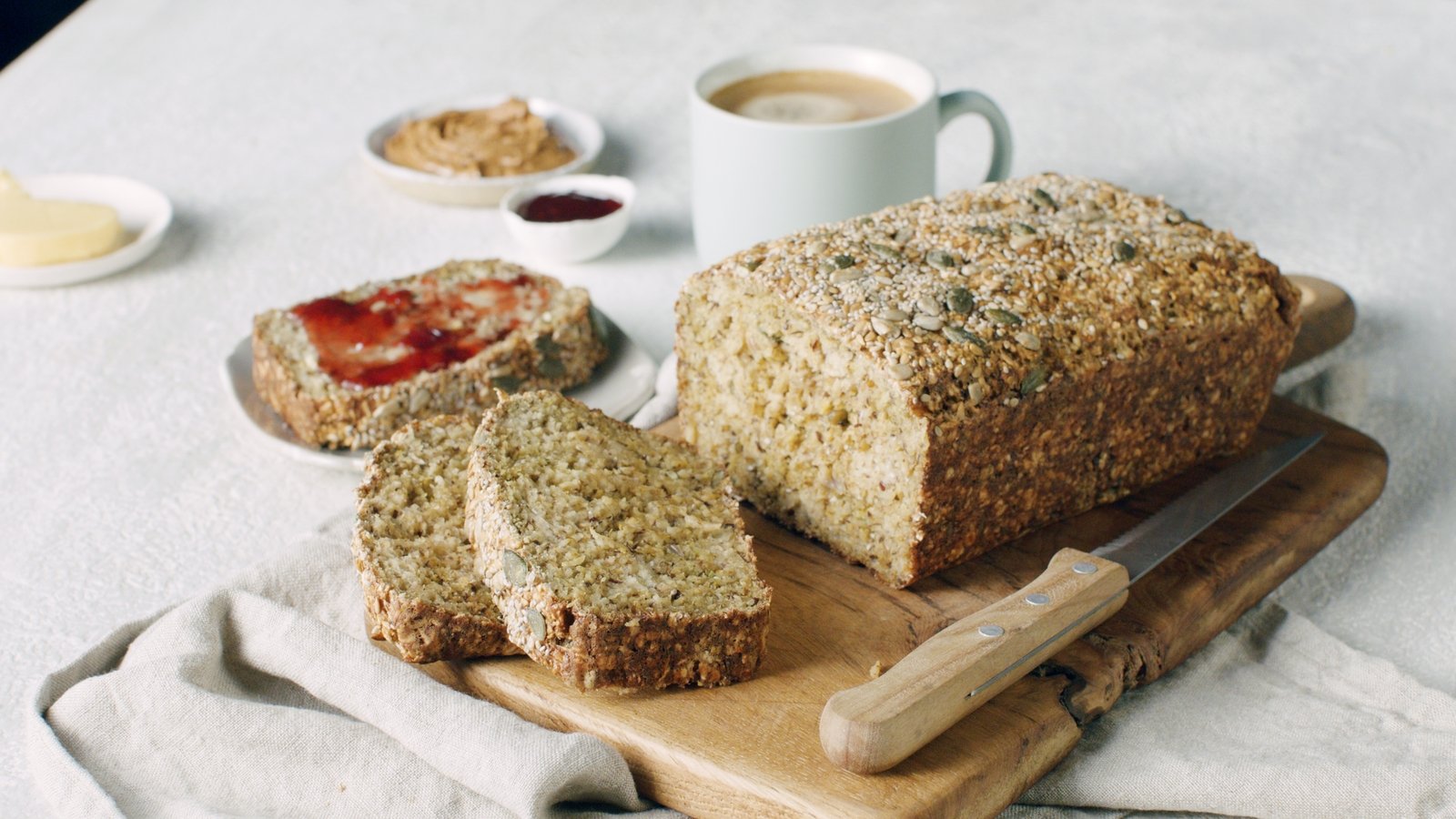 A quick and easy recipe for porridge bread