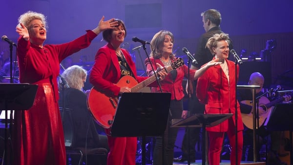 Maura O'Connell, Eleanor McEvoy, Mary Black and Wallis Bird with the RTÉ Concert Orchestra