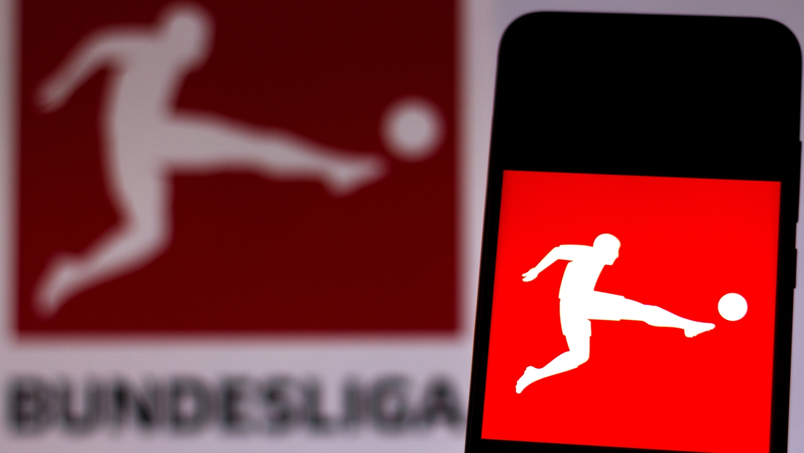 Новости бундеслиги. Салатница бундеслига. Новости бундеслиги. Немецкая бундеслига логотип. Новости бундеслиги.