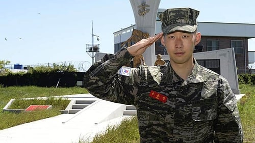 Son Heung-min poses for a photo at a Marine Corps boot camp in Jeju