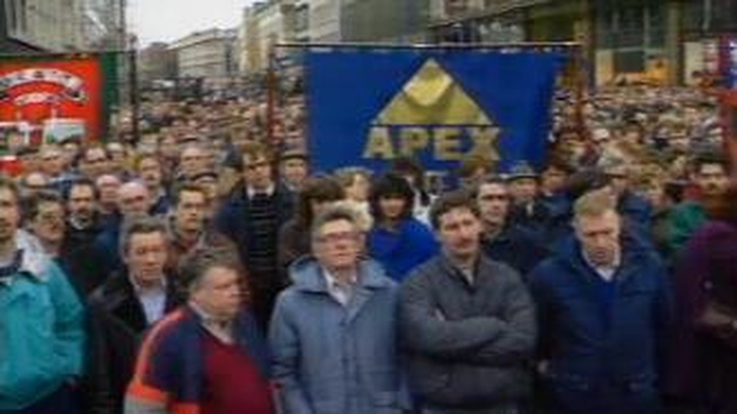 RTÉ Archives | Collections | Unions March In Belfast