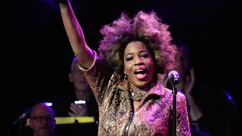 Macy Gray says 'now is not the time to #blackout'