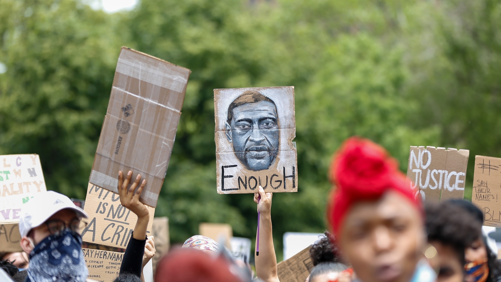 Watch Floyd death in US