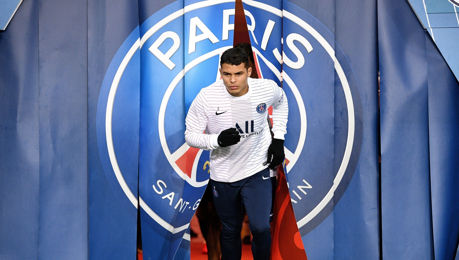 PSG captain Thiago Silva linked with early departure
