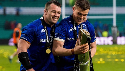 Cian Healy (L) and Garry Ringrose with the Pro14 trophy last year