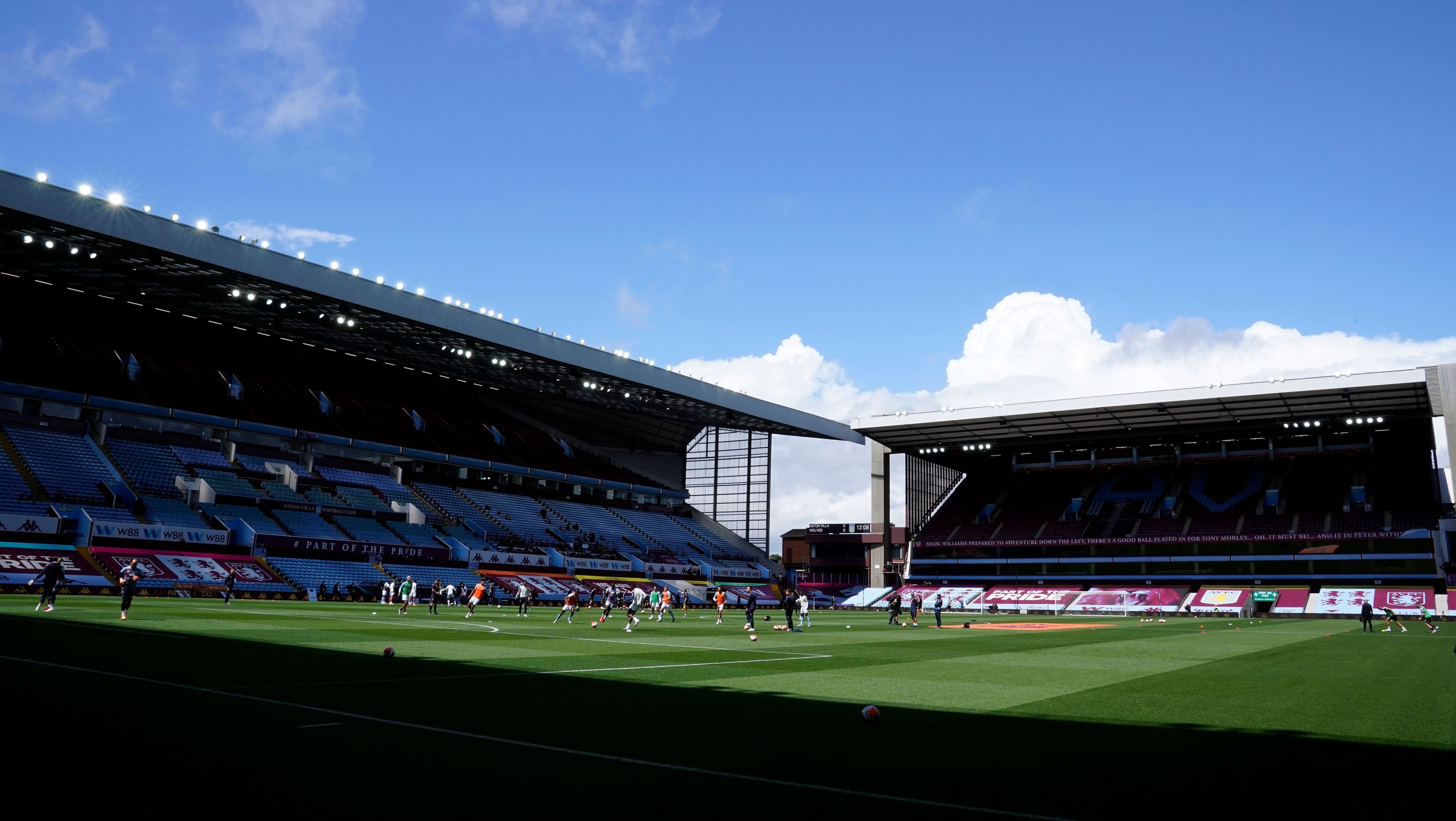 Live: Premier League: Aston Villa v Man United updates