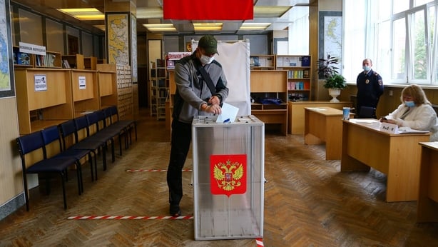 Putin evokes memories of Second World War calling on Russians to back constitutional changes