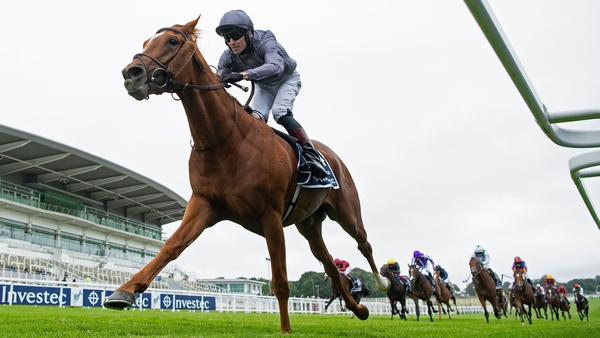 Serpentine saunters to a shock win at Epsom