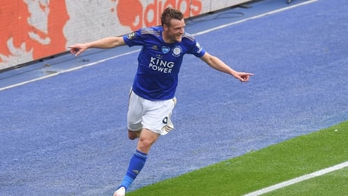 Centurion Vardy helps Leicester back to winning ways