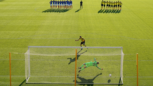 League One play-off final: Wycombe Wanderers defeat Oxford United