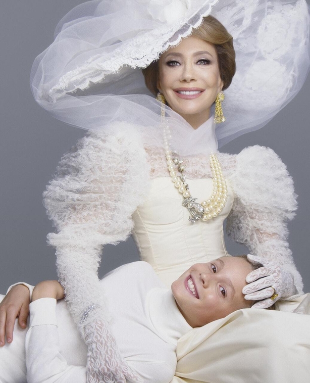 Marisa Berenson and Hudson Kroenig