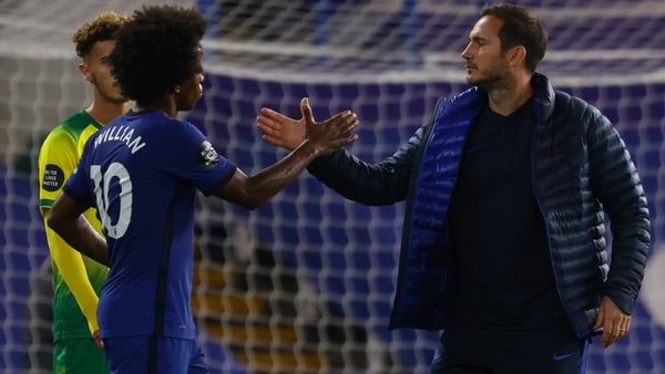 Frank Lampard gestures with midfielder Willian at the final whistle